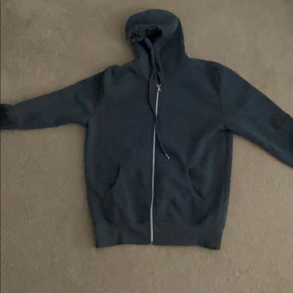 grey zip up hoodie